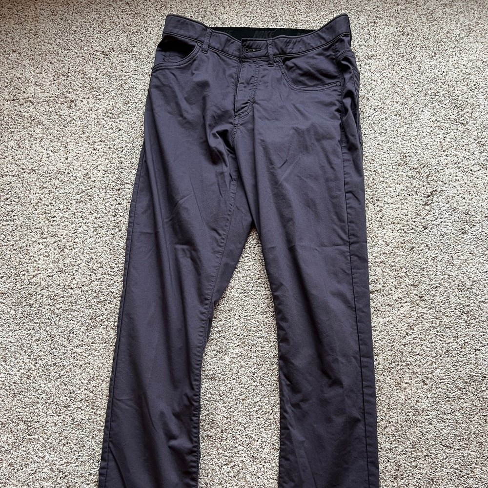 Nike Golf pant skinny leg 30-32 M